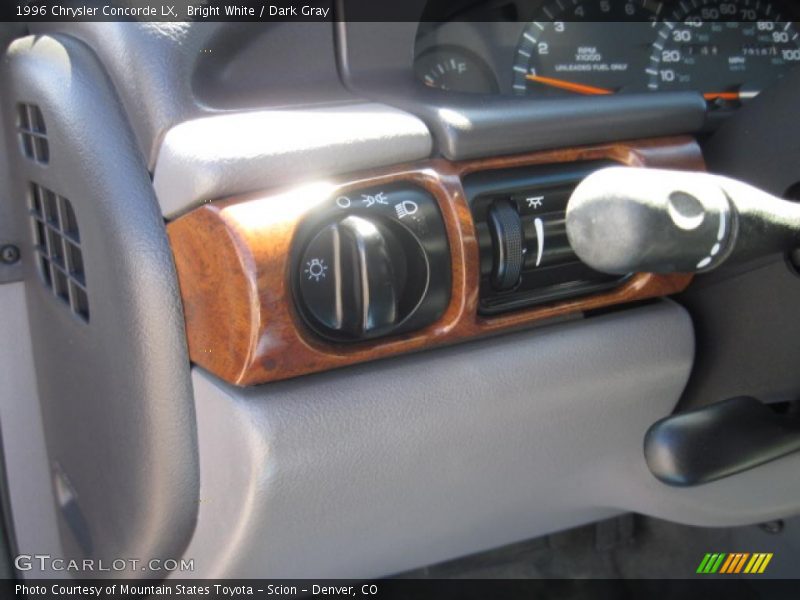Bright White / Dark Gray 1996 Chrysler Concorde LX