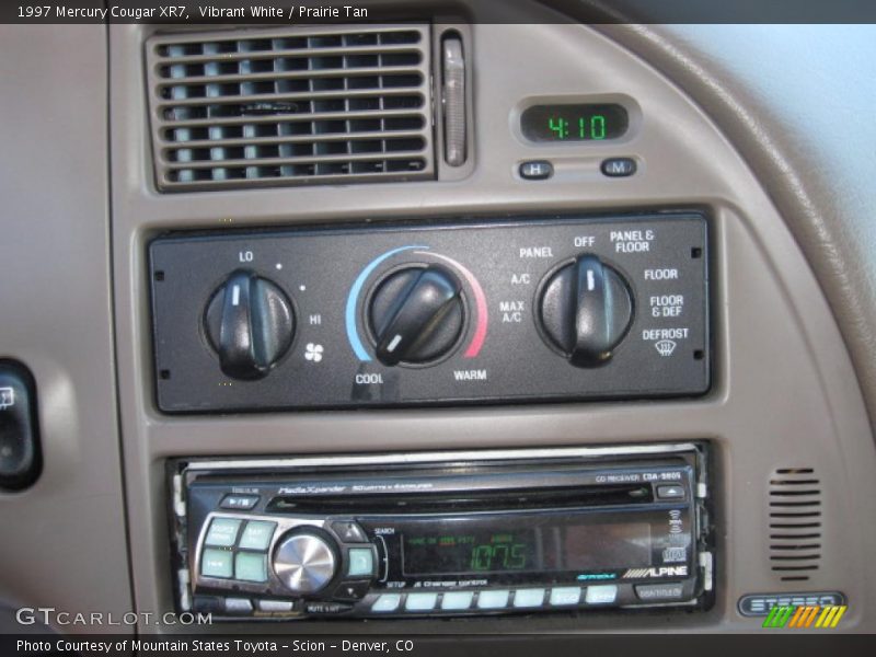Vibrant White / Prairie Tan 1997 Mercury Cougar XR7