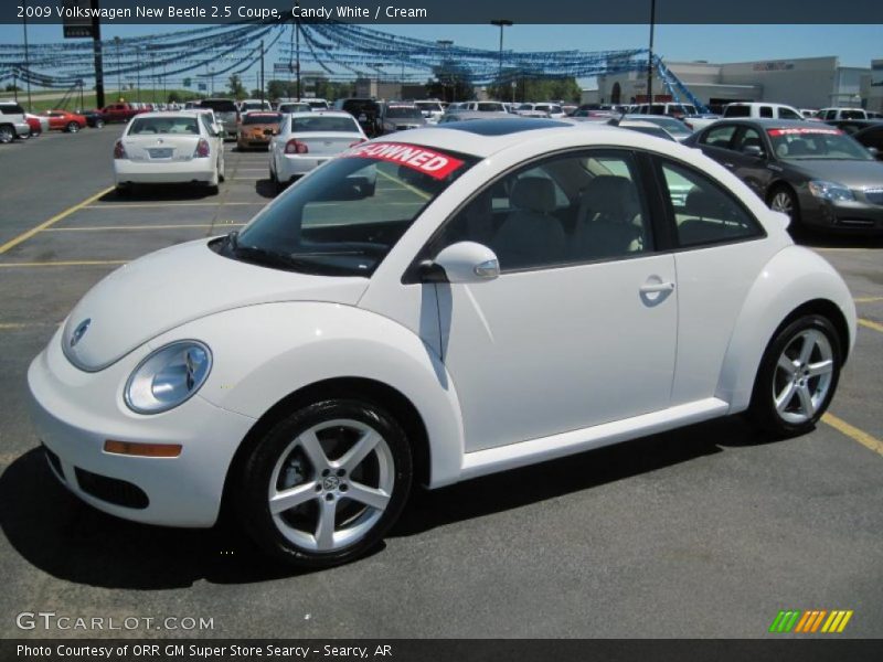 Candy White / Cream 2009 Volkswagen New Beetle 2.5 Coupe