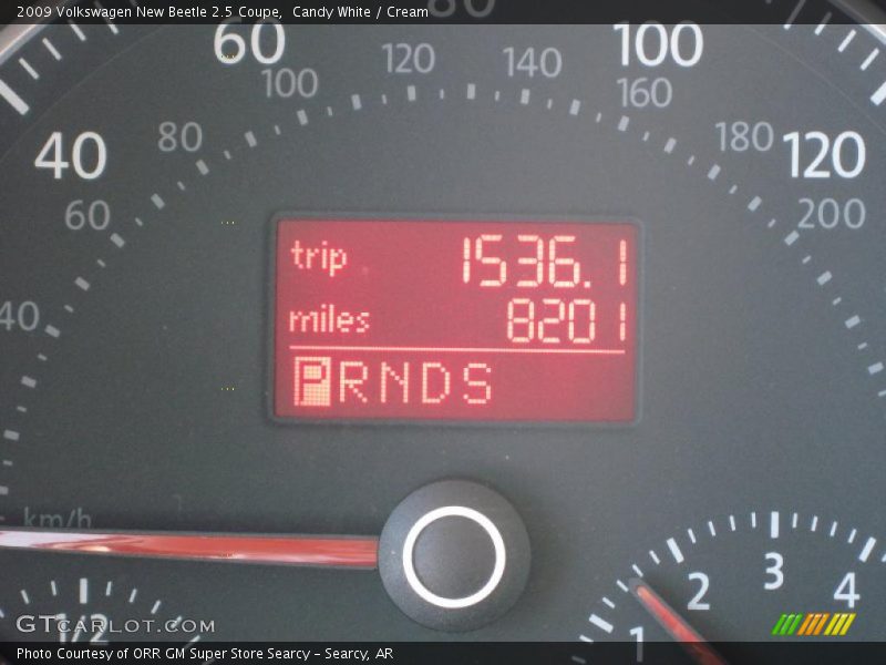 Candy White / Cream 2009 Volkswagen New Beetle 2.5 Coupe