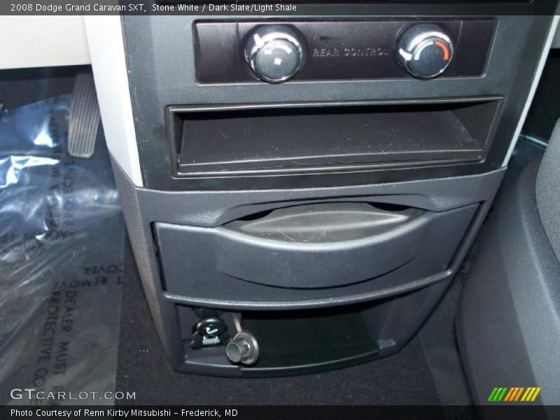 Stone White / Dark Slate/Light Shale 2008 Dodge Grand Caravan SXT