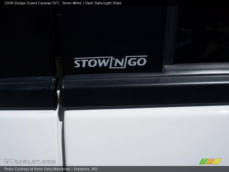 Stone White / Dark Slate/Light Shale 2008 Dodge Grand Caravan SXT