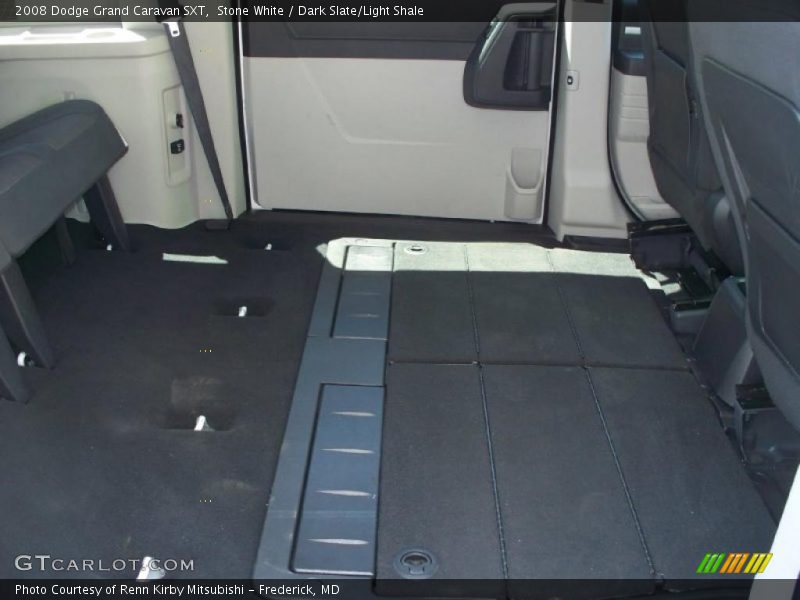 Stone White / Dark Slate/Light Shale 2008 Dodge Grand Caravan SXT