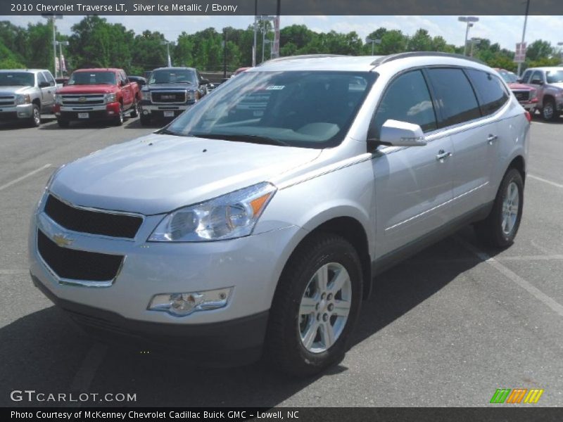 Silver Ice Metallic / Ebony 2010 Chevrolet Traverse LT