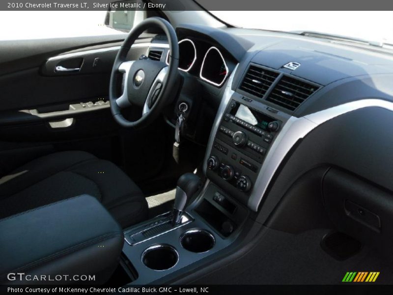 Silver Ice Metallic / Ebony 2010 Chevrolet Traverse LT