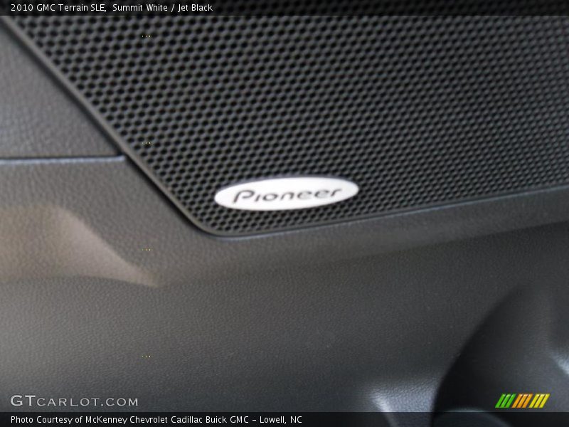 Summit White / Jet Black 2010 GMC Terrain SLE