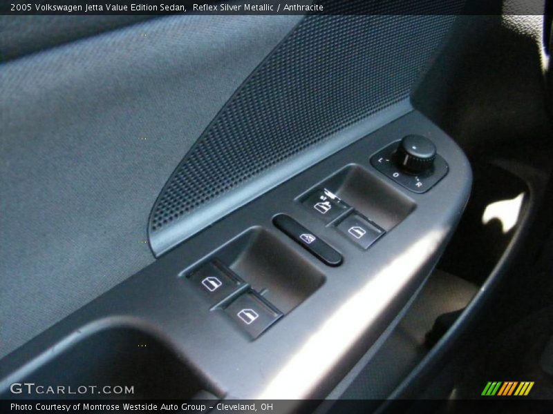 Reflex Silver Metallic / Anthracite 2005 Volkswagen Jetta Value Edition Sedan