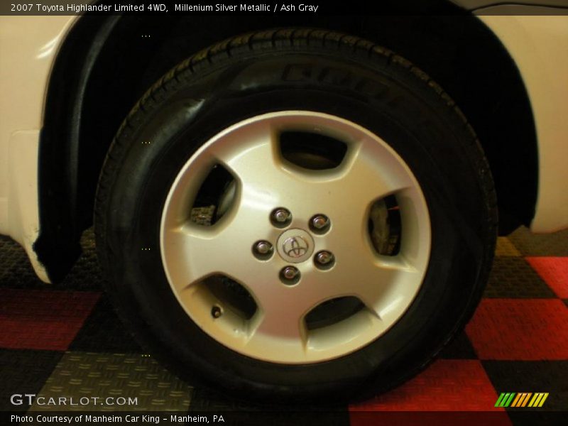 Millenium Silver Metallic / Ash Gray 2007 Toyota Highlander Limited 4WD