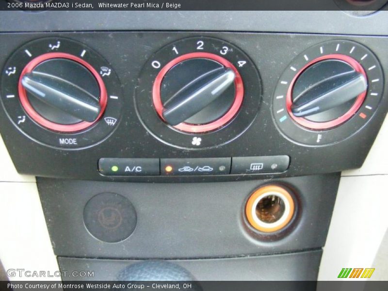 Whitewater Pearl Mica / Beige 2006 Mazda MAZDA3 i Sedan