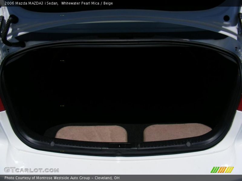 Whitewater Pearl Mica / Beige 2006 Mazda MAZDA3 i Sedan