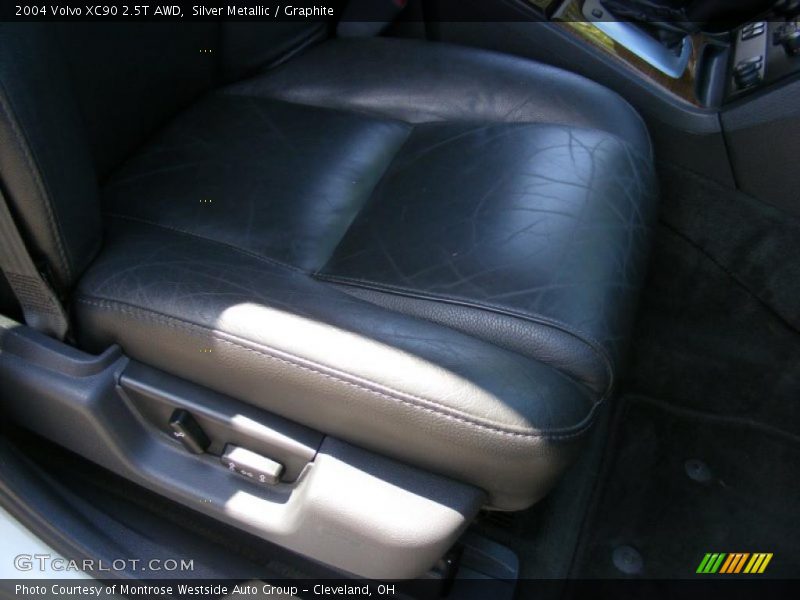 Silver Metallic / Graphite 2004 Volvo XC90 2.5T AWD