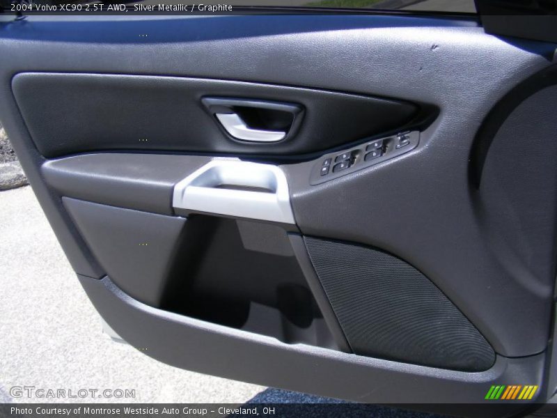 Silver Metallic / Graphite 2004 Volvo XC90 2.5T AWD