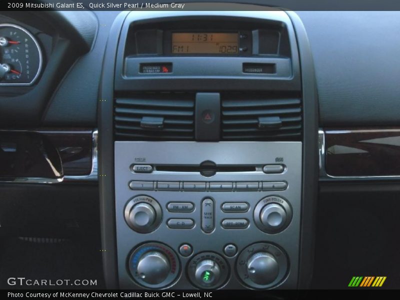 Quick Silver Pearl / Medium Gray 2009 Mitsubishi Galant ES