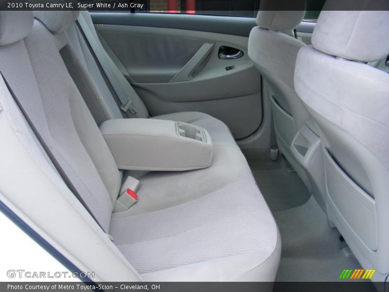 Super White / Ash Gray 2010 Toyota Camry LE