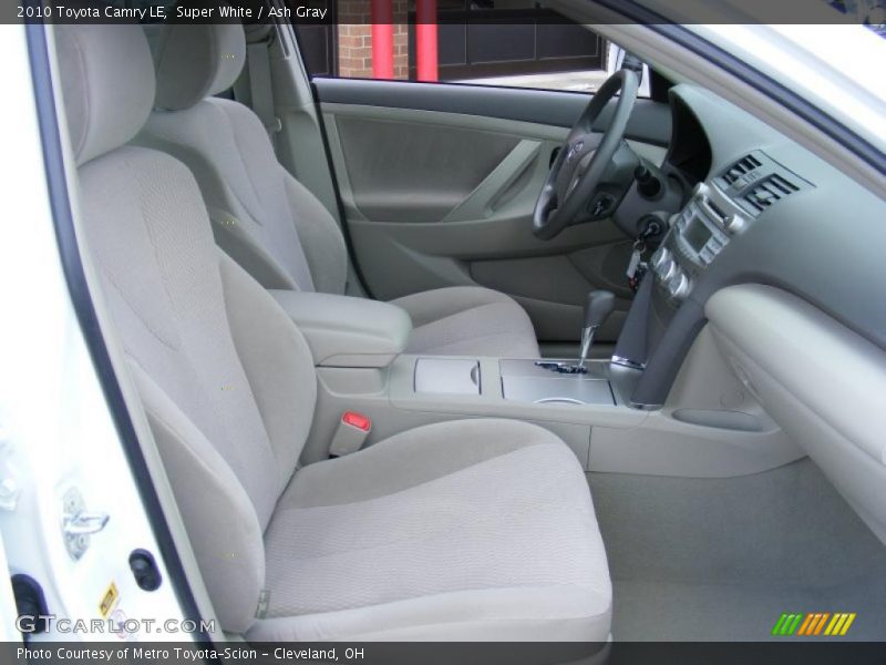 Super White / Ash Gray 2010 Toyota Camry LE