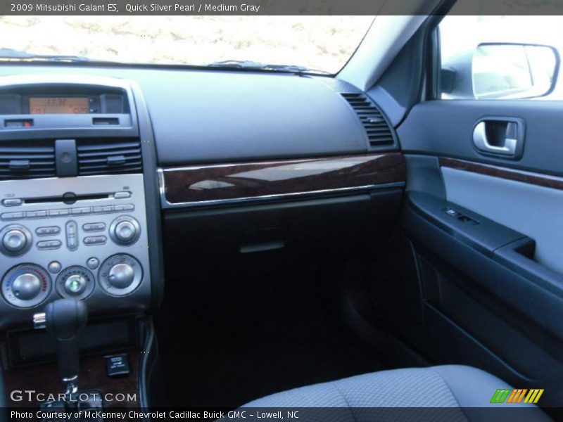 Quick Silver Pearl / Medium Gray 2009 Mitsubishi Galant ES