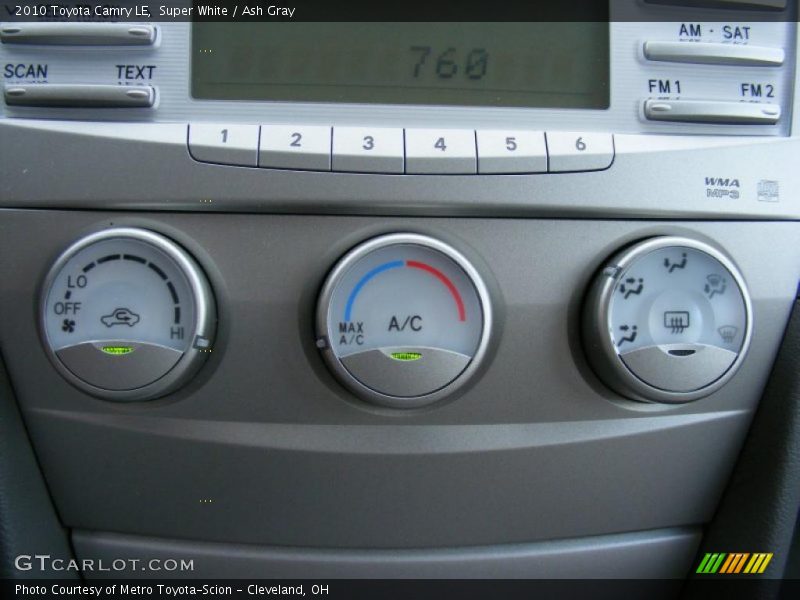 Super White / Ash Gray 2010 Toyota Camry LE