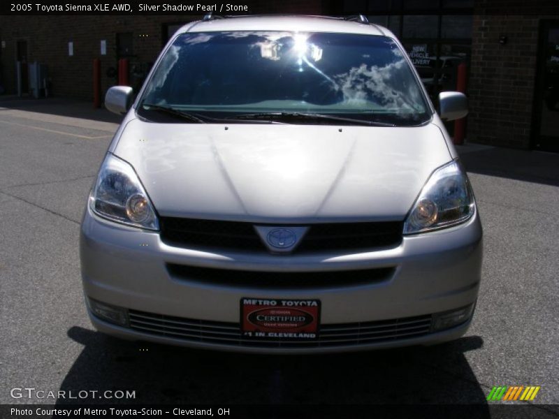 Silver Shadow Pearl / Stone 2005 Toyota Sienna XLE AWD