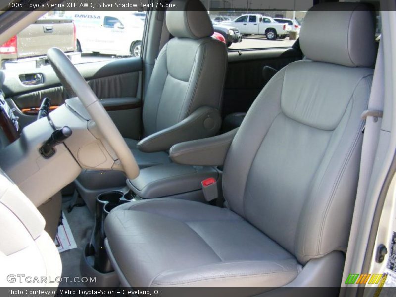Silver Shadow Pearl / Stone 2005 Toyota Sienna XLE AWD
