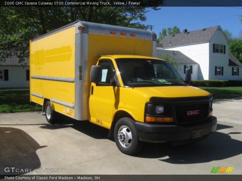 Yellow / Pewter 2006 GMC Savana Cutaway 3500 Commercial Moving Truck