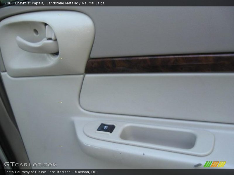 Sandstone Metallic / Neutral Beige 2005 Chevrolet Impala