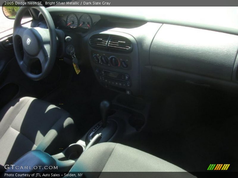 Bright Silver Metallic / Dark Slate Gray 2005 Dodge Neon SE