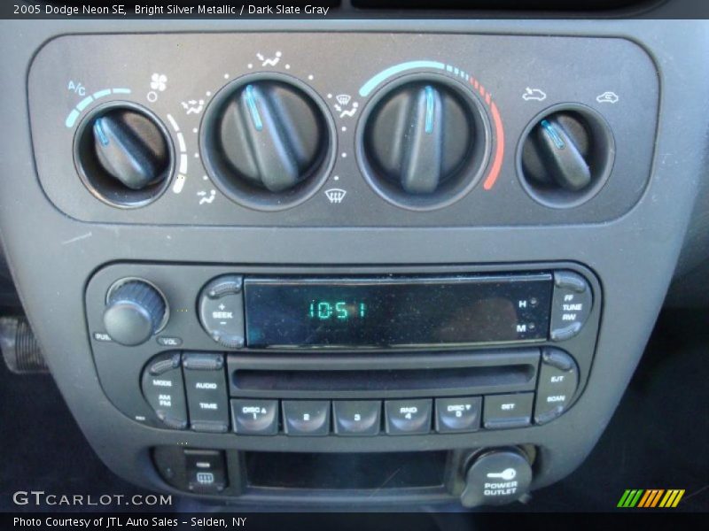 Bright Silver Metallic / Dark Slate Gray 2005 Dodge Neon SE