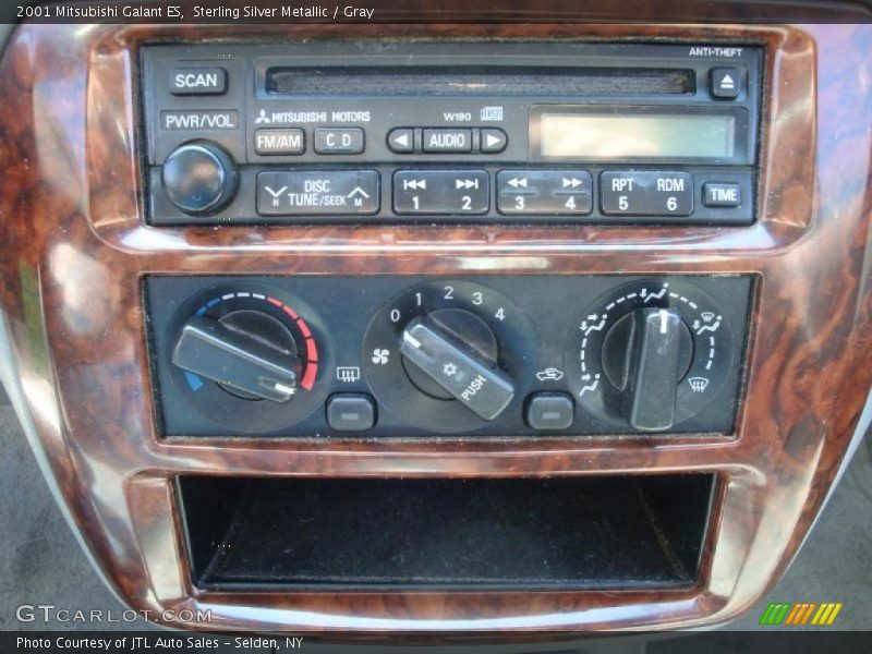 Sterling Silver Metallic / Gray 2001 Mitsubishi Galant ES