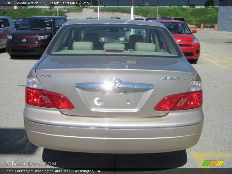 Desert Sand Mica / Ivory 2003 Toyota Avalon XLS
