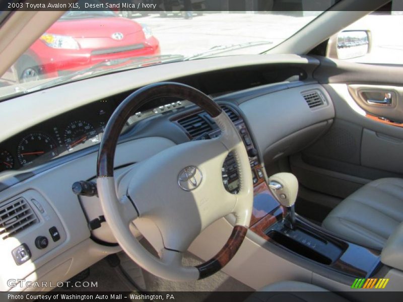 Desert Sand Mica / Ivory 2003 Toyota Avalon XLS