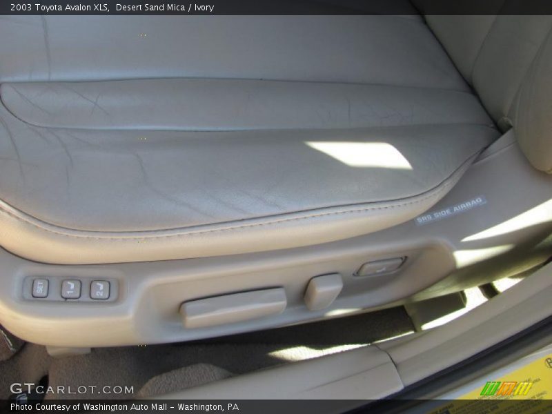 Desert Sand Mica / Ivory 2003 Toyota Avalon XLS