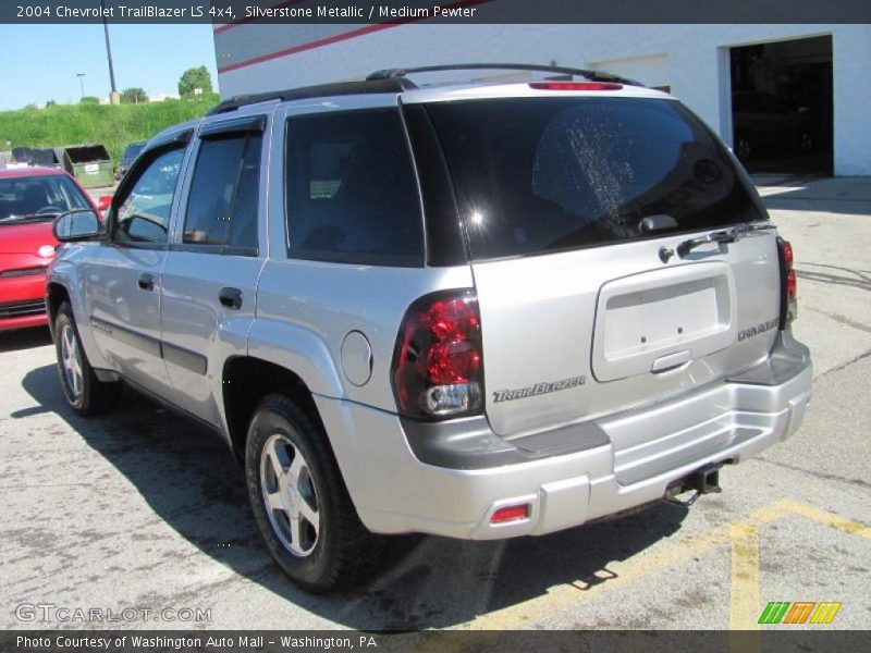 Silverstone Metallic / Medium Pewter 2004 Chevrolet TrailBlazer LS 4x4