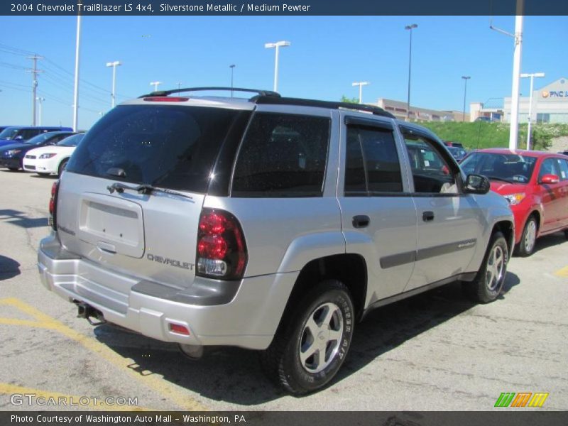 Silverstone Metallic / Medium Pewter 2004 Chevrolet TrailBlazer LS 4x4