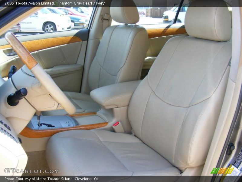 Phantom Gray Pearl / Ivory 2005 Toyota Avalon Limited