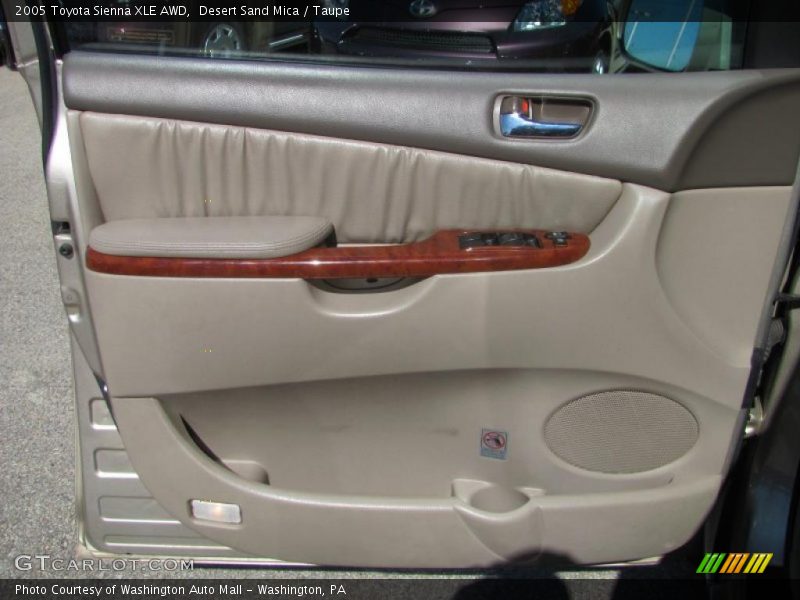 Desert Sand Mica / Taupe 2005 Toyota Sienna XLE AWD