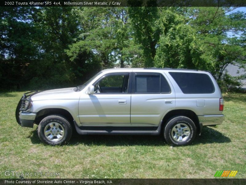Millennium Silver Metallic / Gray 2002 Toyota 4Runner SR5 4x4