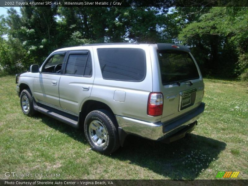 Millennium Silver Metallic / Gray 2002 Toyota 4Runner SR5 4x4