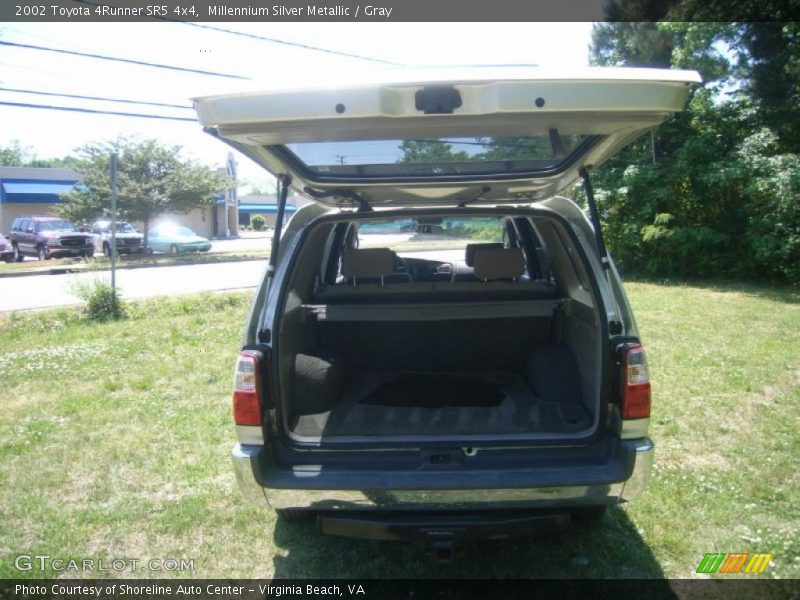 Millennium Silver Metallic / Gray 2002 Toyota 4Runner SR5 4x4