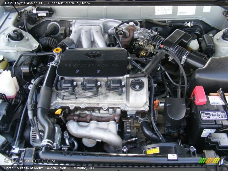 Lunar Mist Metallic / Ivory 1999 Toyota Avalon XLS