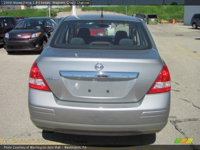 Magnetic Gray / Charcoal 2009 Nissan Versa 1.8 S Sedan