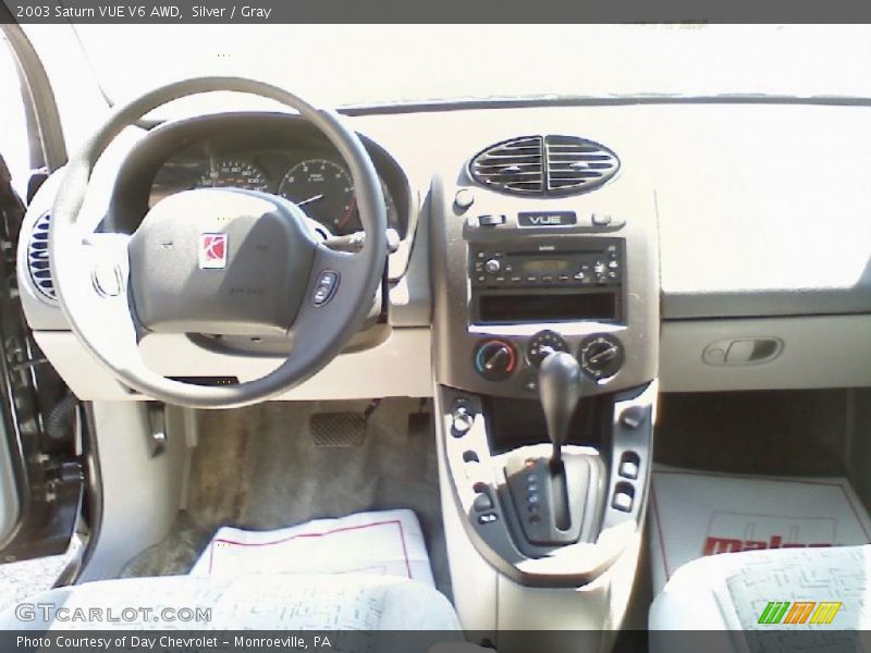 Silver / Gray 2003 Saturn VUE V6 AWD