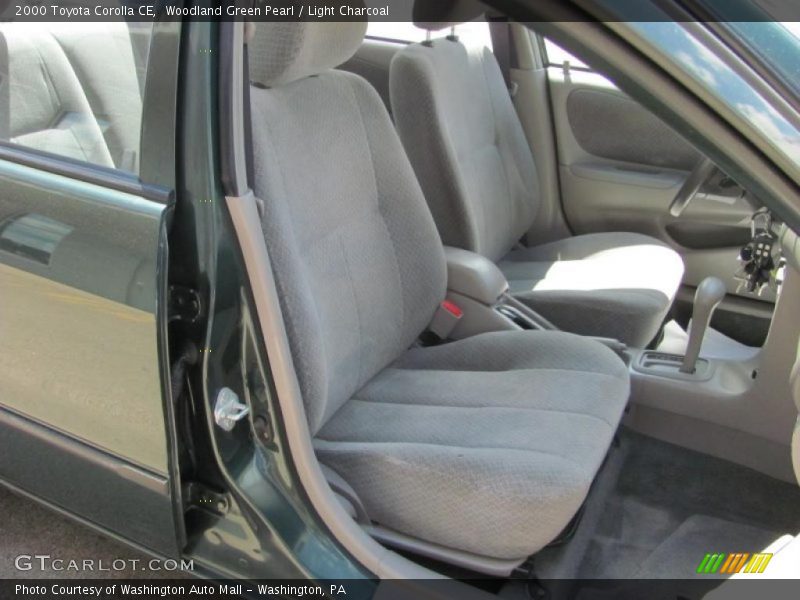 Woodland Green Pearl / Light Charcoal 2000 Toyota Corolla CE