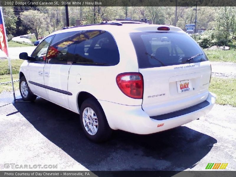 Stone White / Navy Blue 2002 Dodge Grand Caravan SE