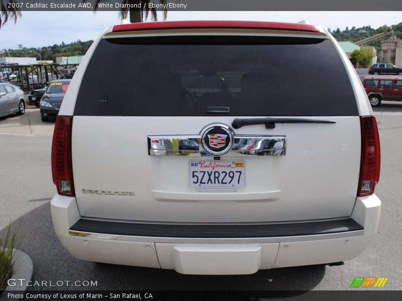 White Diamond / Ebony/Ebony 2007 Cadillac Escalade AWD