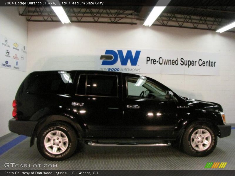 Black / Medium Slate Gray 2004 Dodge Durango ST 4x4