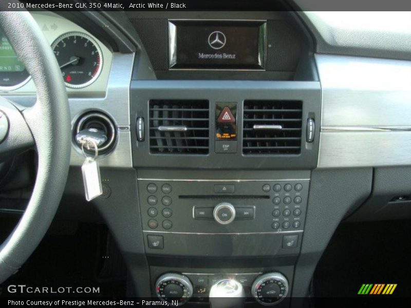 Arctic White / Black 2010 Mercedes-Benz GLK 350 4Matic