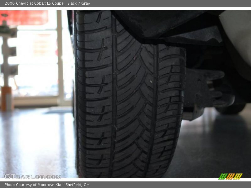 Black / Gray 2006 Chevrolet Cobalt LS Coupe