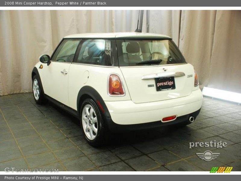 Pepper White / Panther Black 2008 Mini Cooper Hardtop