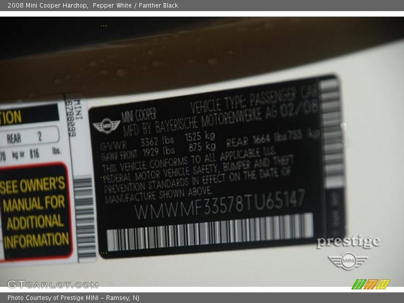 Pepper White / Panther Black 2008 Mini Cooper Hardtop