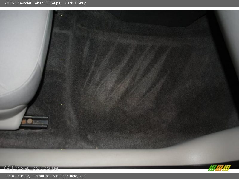 Black / Gray 2006 Chevrolet Cobalt LS Coupe